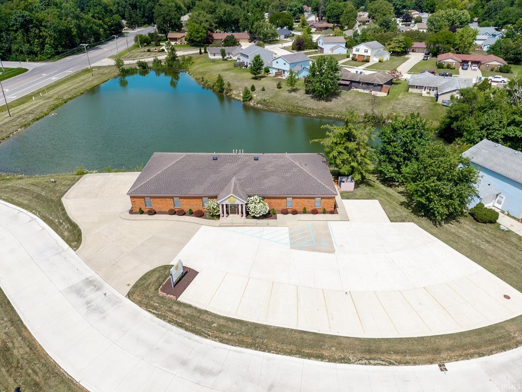Photo of 5525 OAK VALLEY Place, Fort Wayne, IN 46845 (MLS # 202630338)