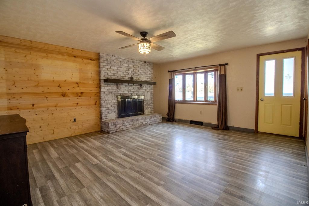 Photo of 19547 Lincoln Highway, Plymouth, IN 46563 (MLS # 202541718)