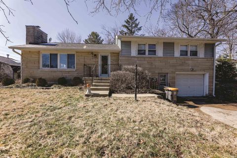 Photo of 1408 S Longwood Drive, Bloomington, IN 47401 (MLS # 202611740)