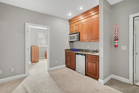 Tiny photo for 330 N Sunnyside Avenue, South Bend, IN 46617 (MLS # 202637909)