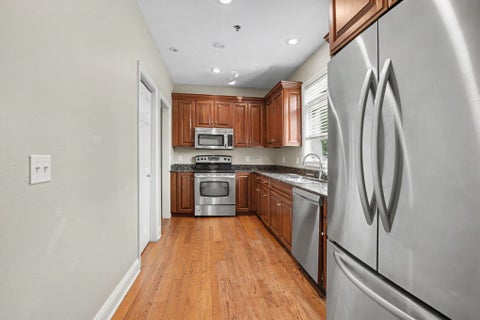 Tiny photo for 330 N Sunnyside Avenue, South Bend, IN 46617 (MLS # 202637909)