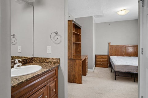 Tiny photo for 330 N Sunnyside Avenue, South Bend, IN 46617 (MLS # 202637909)