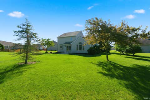 Tiny photo for 3018 Weatherstone Court, Fort Wayne, IN 46814 (MLS # 202623244)