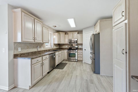Tiny photo for 3018 Weatherstone Court, Fort Wayne, IN 46814 (MLS # 202623244)