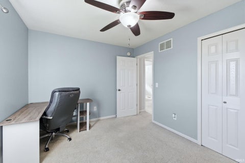 Tiny photo for 3018 Weatherstone Court, Fort Wayne, IN 46814 (MLS # 202623244)