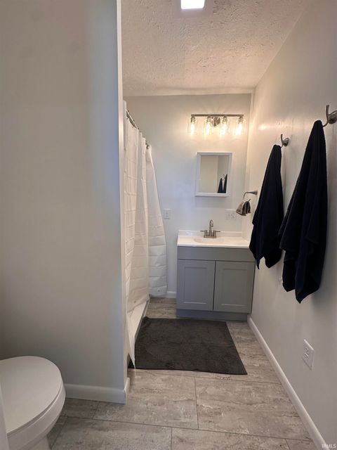 Tiny photo for 251 N 1100 E Road, Greentown, IN 46936 (MLS # 202610554)