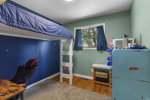 Tiny photo for 251 N 1100 E Road, Greentown, IN 46936 (MLS # 202610554)