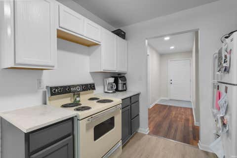 Tiny photo for 251 N 1100 E Road, Greentown, IN 46936 (MLS # 202610554)