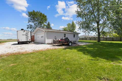 Tiny photo for 251 N 1100 E Road, Greentown, IN 46936 (MLS # 202610554)