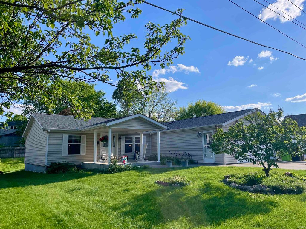 Photo of 539 Phillip Street, Huntington, IN 46750 (MLS # 202617727)