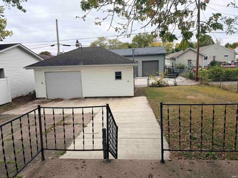 Tiny photo for 622 S 21st Street, Lafayette, IN 47905 (MLS # 202542919)