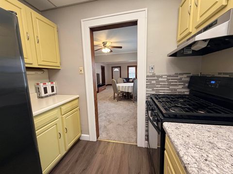 Tiny photo for 622 S 21st Street, Lafayette, IN 47905 (MLS # 202542919)