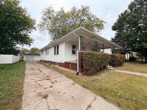 Tiny photo for 622 S 21st Street, Lafayette, IN 47905 (MLS # 202542919)
