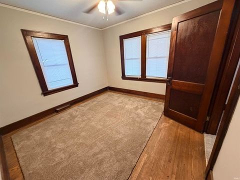 Tiny photo for 622 S 21st Street, Lafayette, IN 47905 (MLS # 202542919)