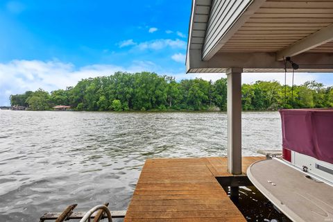 Tiny photo for 5599 E Grande Vista Court, Monticello, IN 47960 (MLS # 202625303)