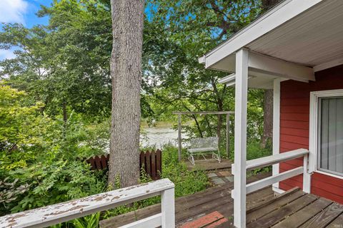 Tiny photo for 5599 E Grande Vista Court, Monticello, IN 47960 (MLS # 202625303)
