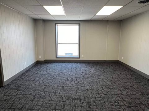Tiny photo for 123 N Buckeye Street #Suite F, Kokomo, IN 46901 (MLS # 202613329)