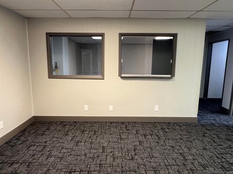 Tiny photo for 123 N Buckeye Street #Suite F, Kokomo, IN 46901 (MLS # 202613329)