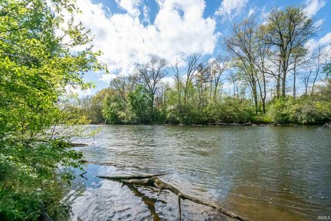 Tiny photo for 23741 River Drive, Goshen, IN 46528 (MLS # 202618625)