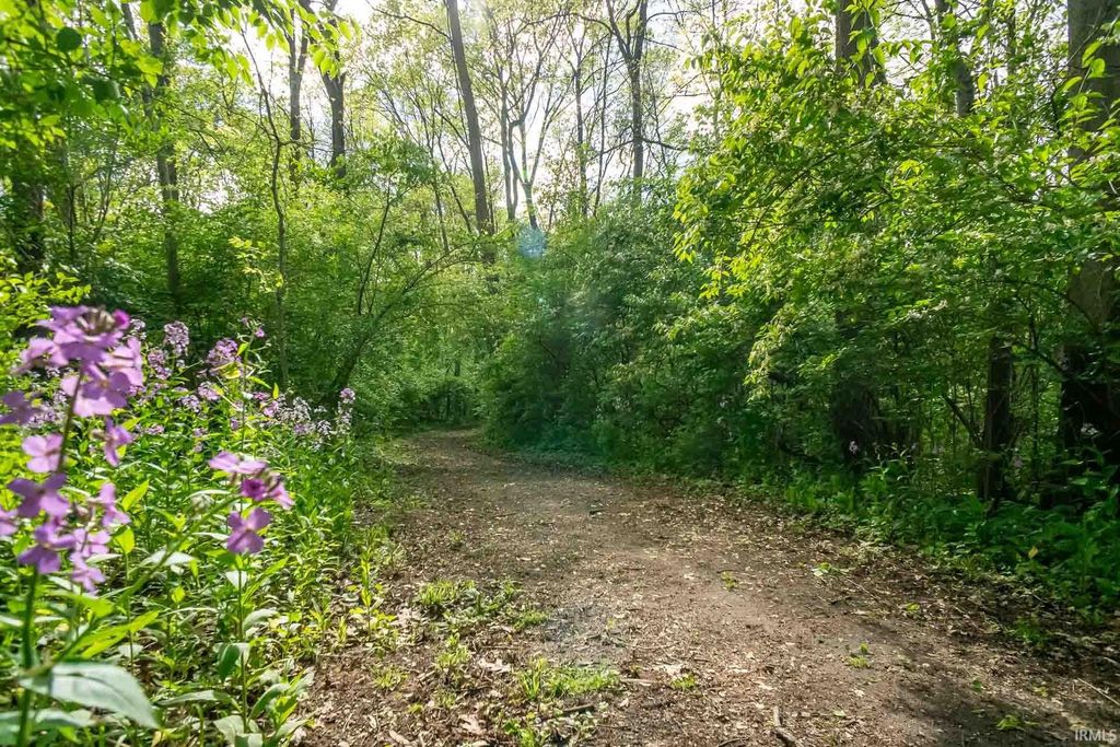 Photo of 23741 River Drive, Goshen, IN 46528 (MLS # 202618625)