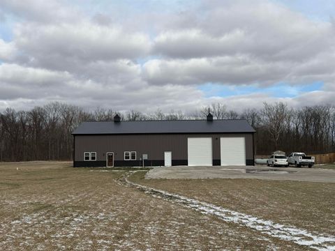 Tiny photo for 5894 N 800 W -27, Converse, IN 46919 (MLS # 202608815)