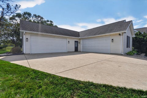 Tiny photo for 4934 Osprey Court, Lafayette, IN 47909 (MLS # 202642553)