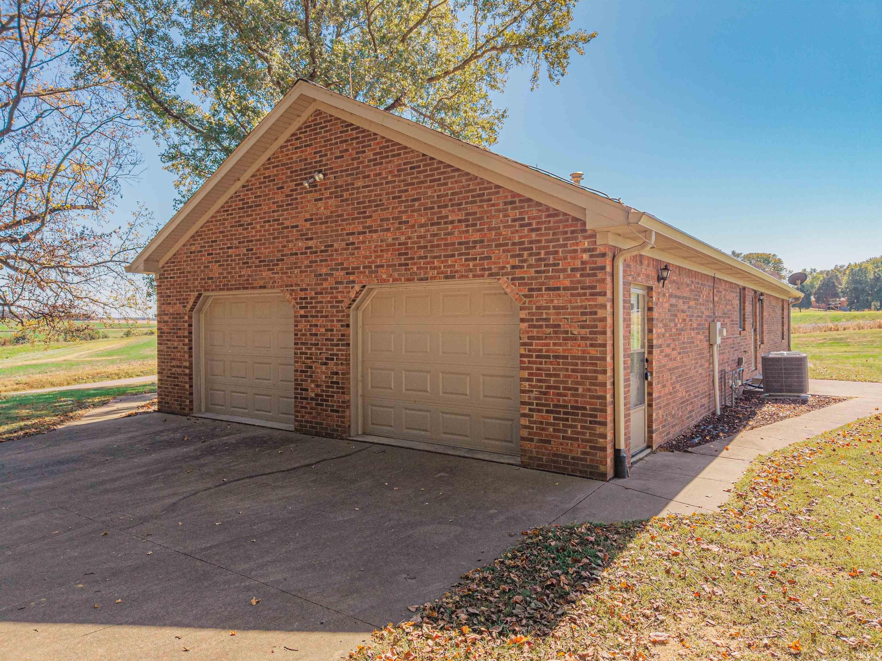 212 N Stierly Road