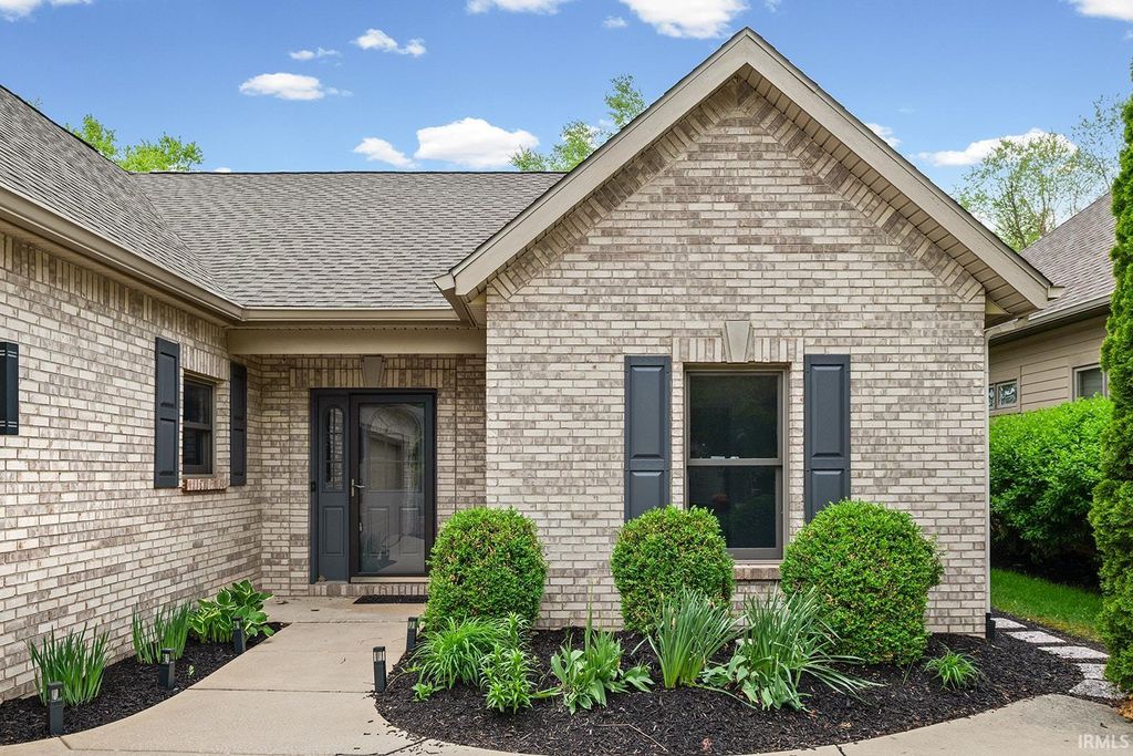 Photo of 313 Rosebank Lane, West Lafayette, IN 47906 (MLS # 202615443)