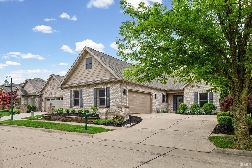 Photo of 313 Rosebank Lane, West Lafayette, IN 47906 (MLS # 202615443)