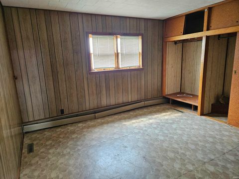 Tiny photo for 4192 W 325 S., Logansport, IN 46947 (MLS # 202628645)