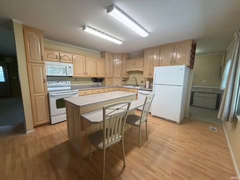 Tiny photo for 2008 Arapahoe Drive, Lafayette, IN 47909 (MLS # 202614637)