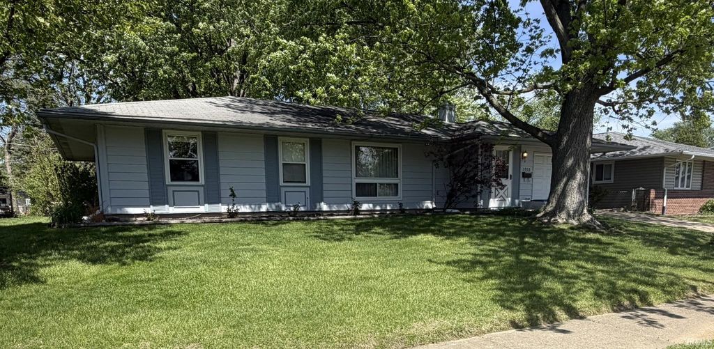 Photo of 2008 Arapahoe Drive, Lafayette, IN 47909 (MLS # 202614637)