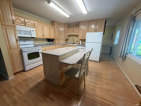 Tiny photo for 2008 Arapahoe Drive, Lafayette, IN 47909 (MLS # 202614637)