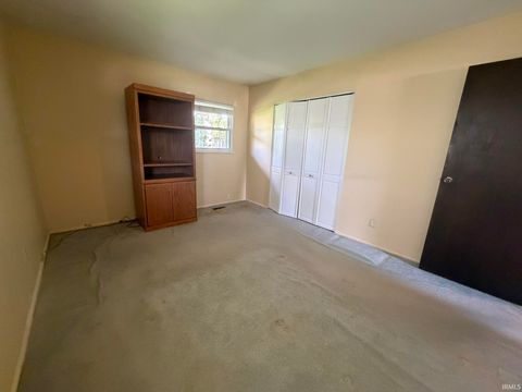 Tiny photo for 2008 Arapahoe Drive, Lafayette, IN 47909 (MLS # 202614637)