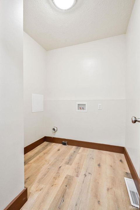 Tiny photo for 1201 S WASHINGTON Street, Kokomo, IN 46902 (MLS # 202602905)