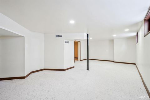 Tiny photo for 1201 S WASHINGTON Street, Kokomo, IN 46902 (MLS # 202602905)