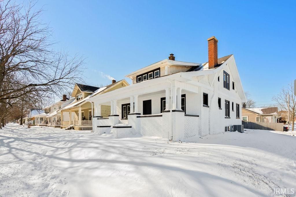 Photo of 1201 S WASHINGTON Street, Kokomo, IN 46902 (MLS # 202602905)