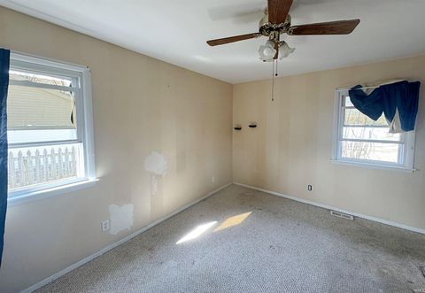 Tiny photo for 2219 W Buena Vista Road, Evansville, IN 47720 (MLS # 202605385)