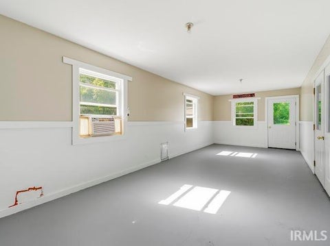 Tiny photo for 1609 S 525 E, Marion, IN 46953 (MLS # 202631858)