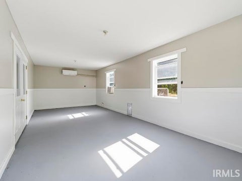 Tiny photo for 1609 S 525 E, Marion, IN 46953 (MLS # 202631858)