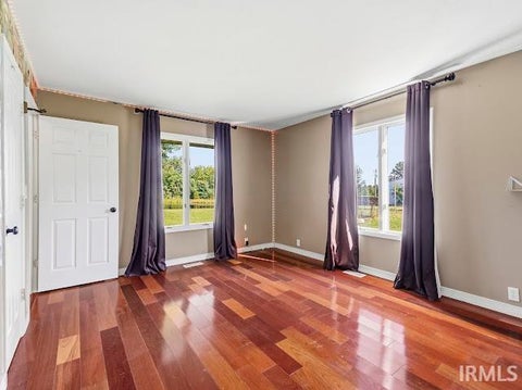Tiny photo for 1609 S 525 E, Marion, IN 46953 (MLS # 202631858)