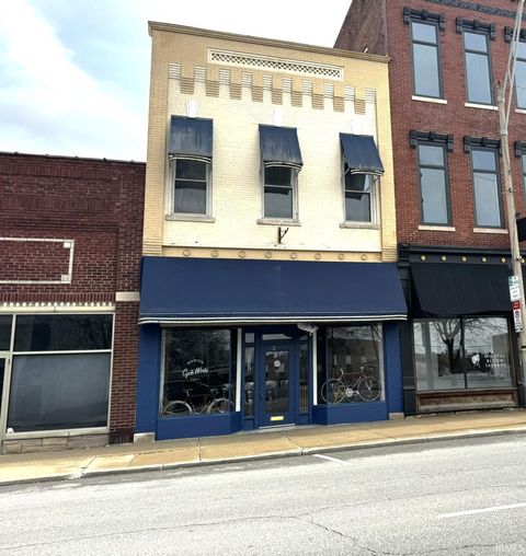 Photo of 207 S Washington Street, Marion, IN 46952 (MLS # 202611244)