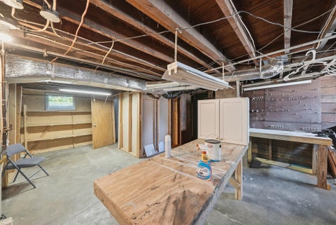 Tiny photo for 922 Moyer Street, Kendallville, IN 46755 (MLS # 202641928)