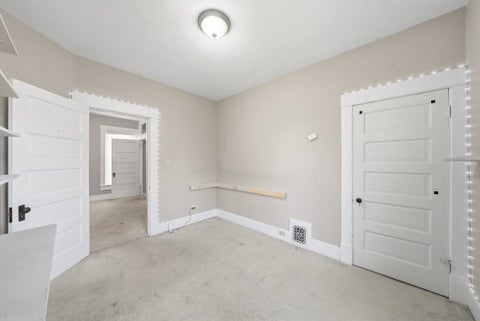 Tiny photo for 922 Moyer Street, Kendallville, IN 46755 (MLS # 202641928)