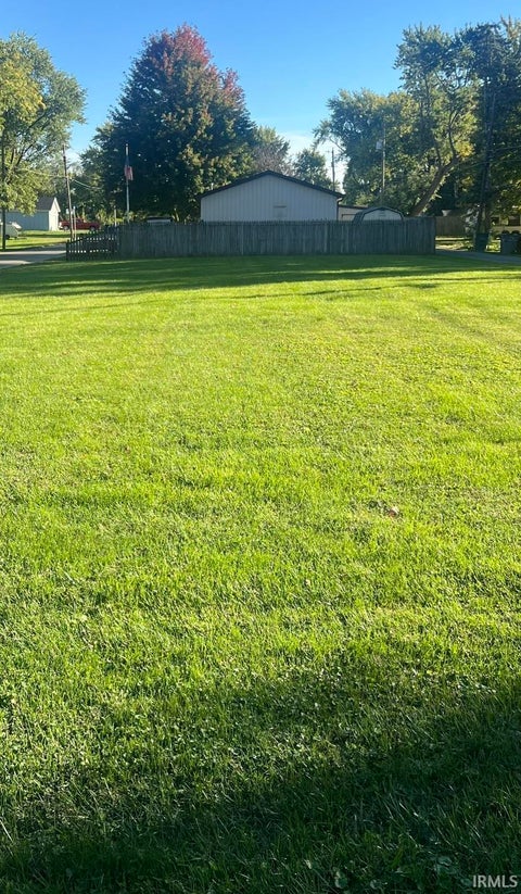 Tiny photo for 1605 N Locke Street, Kokomo, IN 46901 (MLS # 202641123)