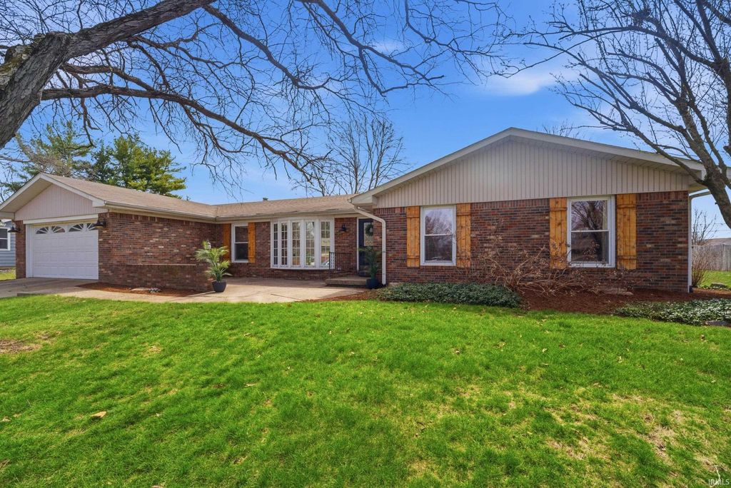 Photo of 982 S Southernview Drive, Lafayette, IN 47909 (MLS # 202610092)