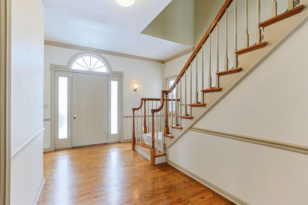 Photo of 51340 Lake Pointe Court, Granger, IN 46530 (MLS # 202604262)