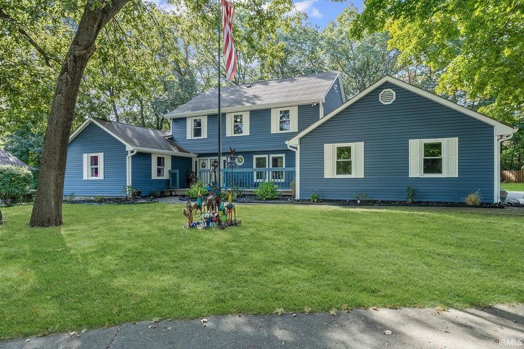 Photo of 100 Sugar Maple Court, Lafayette, IN 47905 (MLS # 202539893)