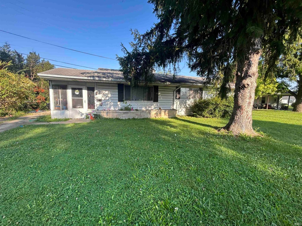 Photo of 2701 N Rosewood Avenue, Muncie, IN 47304 (MLS # 202637229)