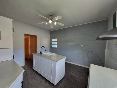 Tiny photo for 1409 Main Street, Vincennes, IN 47591 (MLS # 202613617)